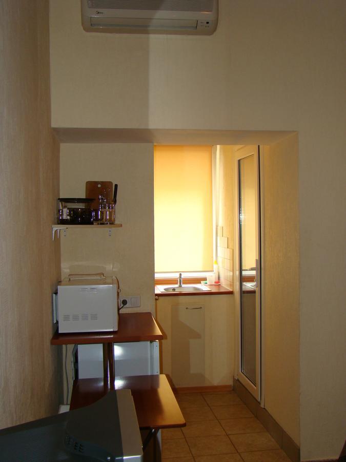 Mini-Hotel In Odessa Yard Exterior foto